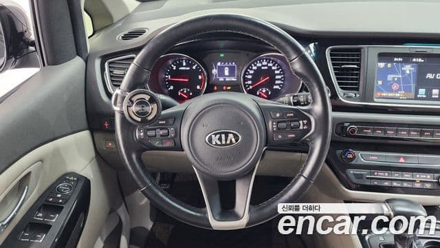 Kia All New Carnival Prestige, 2017 13