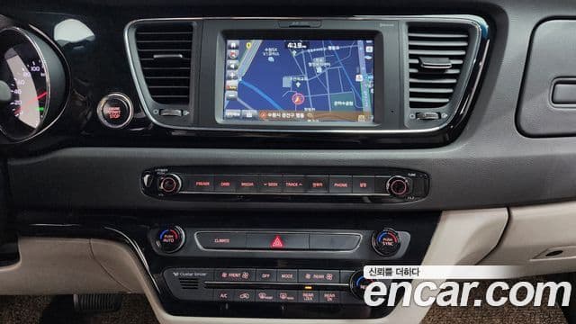 Kia All New Carnival Prestige, 2017 15