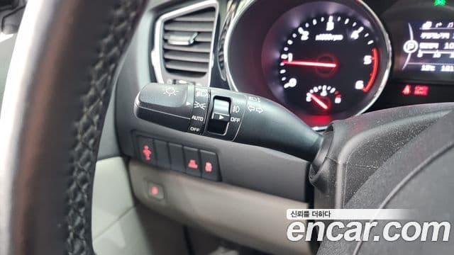 Kia All New Carnival Prestige, 2017 18