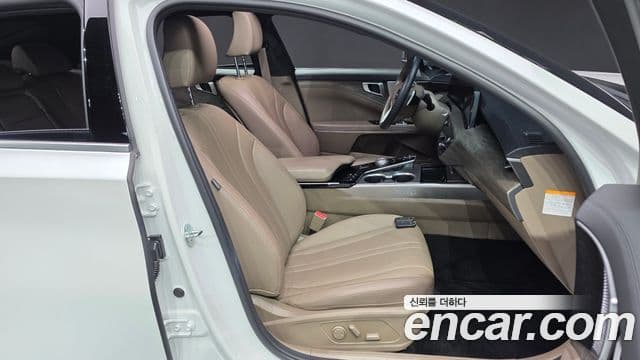 Kia K8 гибрид Noblesse Light, 2023 10