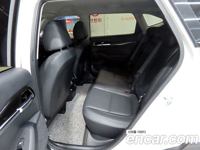 Kia Seltos Signature, 2023 7