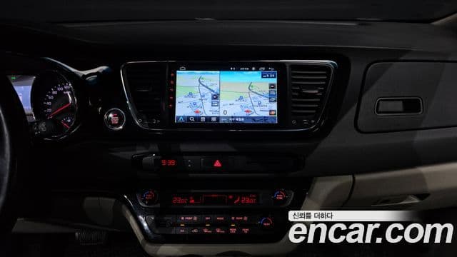 Kia All New Carnival Prestige, 2016 14