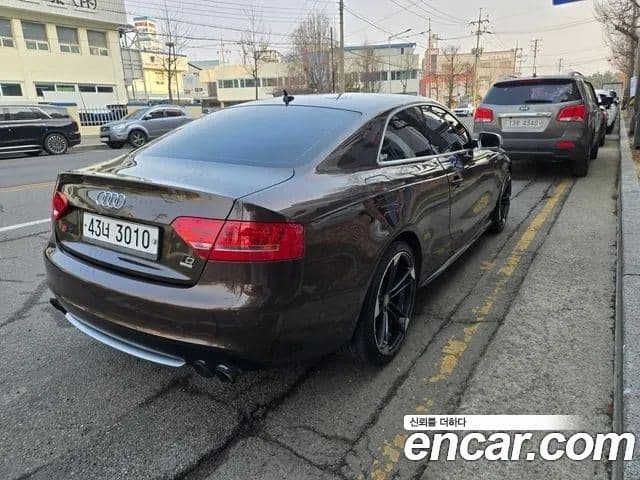 Audi A5 8T3, 2011 1