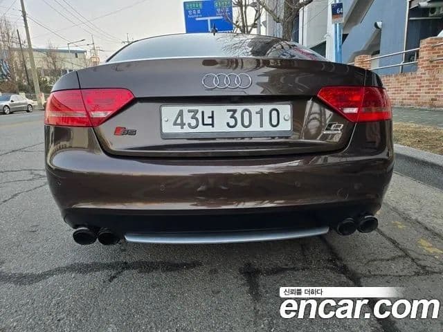 Audi A5 8T3, 2011 9