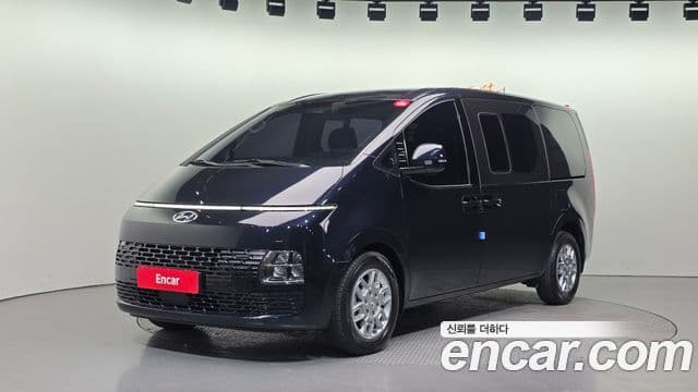 Hyundai Staria Modern, 2022 1