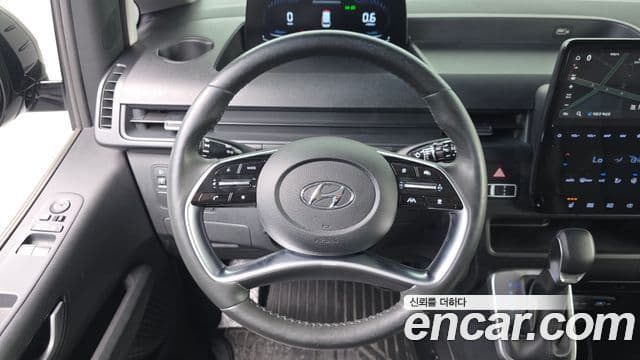Hyundai Staria Modern, 2022 14