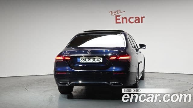 Mercedes-Benz E-класс W213 AMG Line, 2022 4