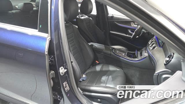 Mercedes-Benz E-класс W213 AMG Line, 2022 12