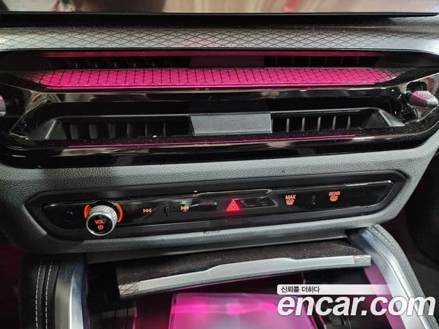 BMW 4시리즈 (G22) 420i M Sport кабриолет, 2025 15