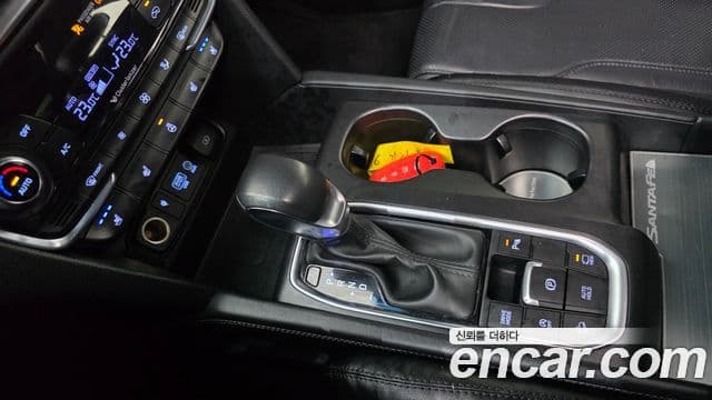 Hyundai Santa Fe TM Prestige, 2019 9