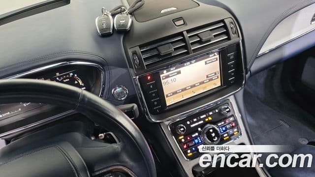 Lincoln Continental 10세대 3.0 Black Label AWD, 2019 9