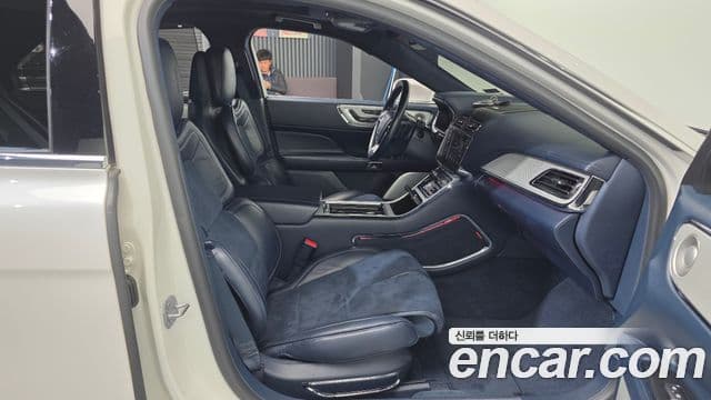 Lincoln Continental 10세대 3.0 Black Label AWD, 2019 11