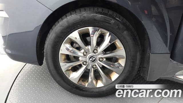 KG모빌리티(SsangYong) Korando 투리스모 4WD outdoor Edition 9인승, 2016 все фото