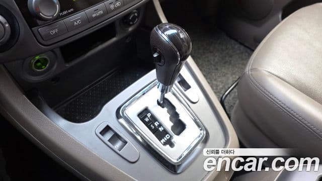 KG모빌리티(SsangYong) Korando 투리스모 4WD outdoor Edition 9인승, 2016 9