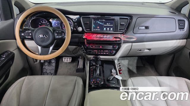 Kia All New Carnival President, 2016 7