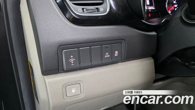 Kia All New Carnival President, 2016 13