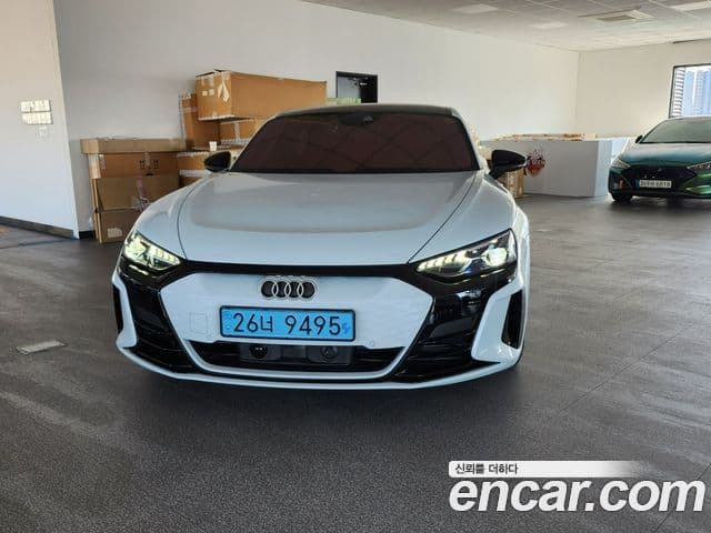 Audi e-Tron GT Premium, 2023 1