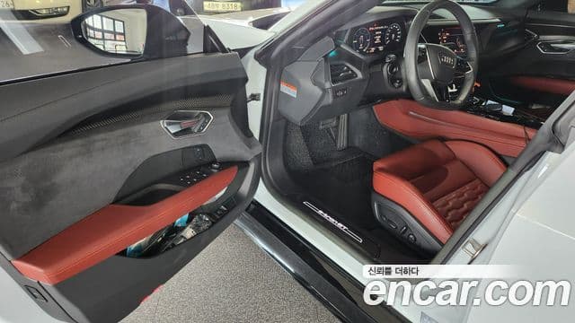 Audi e-Tron GT Premium, 2023 все фото