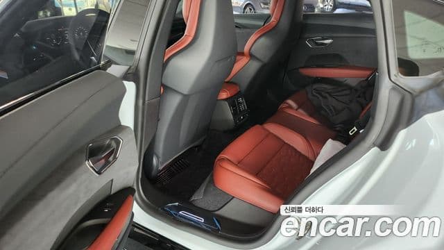 Audi e-Tron GT Premium, 2023 6