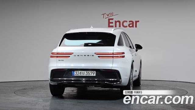 Genesis GV70, 2025 4