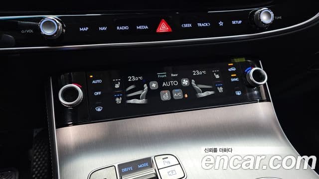 Genesis GV70, 2025 16