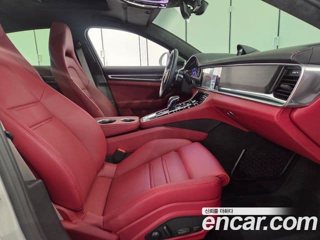Porsche Panamera (976) 4.0 турбо S E- гибрид, 2023 7