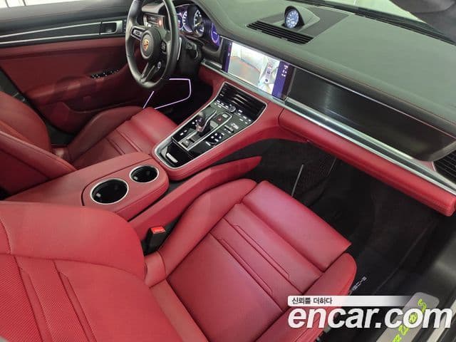 Porsche Panamera (976) 4.0 турбо S E- гибрид, 2023 9