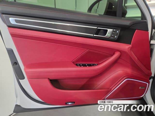 Porsche Panamera (976) 4.0 турбо S E- гибрид, 2023 10