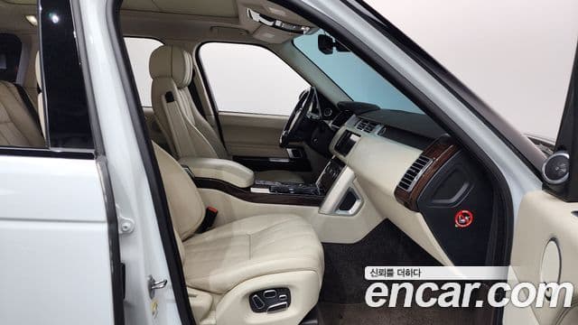 Land Rover Range Rover 4세대 4.4 SDV8 Vogue SE дизель, 2015 11