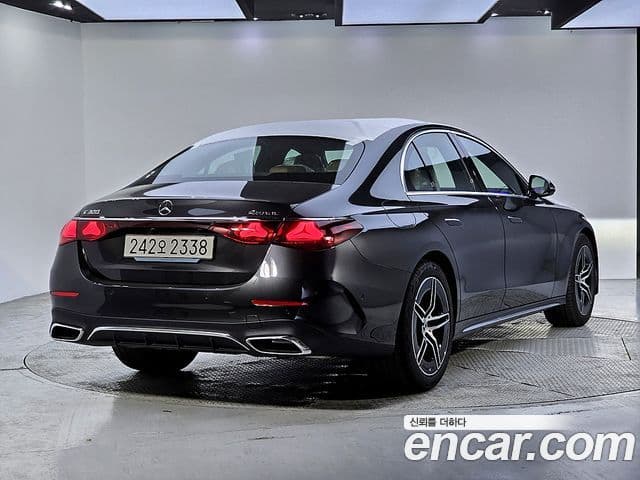 Mercedes-Benz E-класс W214 AMG Line, 2026 4