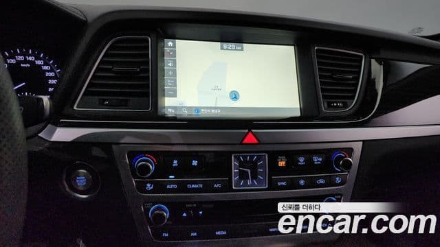 Genesis G80 Premium Luxury, 2018 15