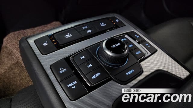 Genesis G80 Premium Luxury, 2018 18