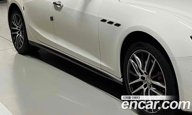 Maserati 기블리 3세대, 2018 все фото