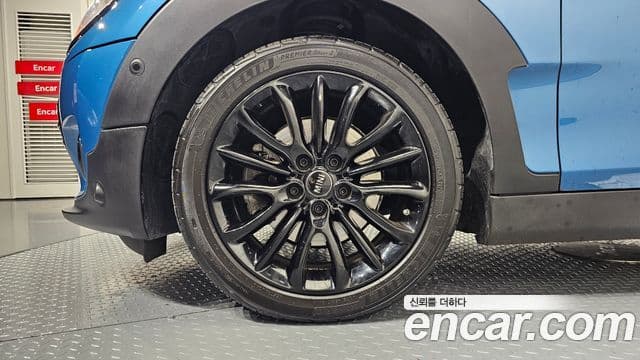 Mini Cooper 클럽맨 2세대, 2022 все фото