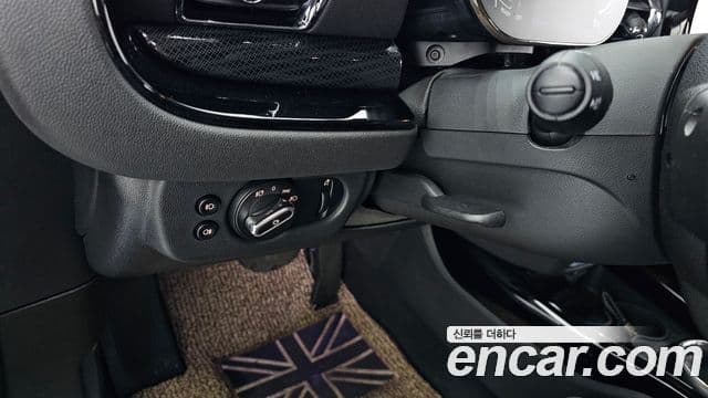 Mini Cooper 클럽맨 2세대, 2022 16