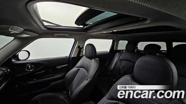 Mini Cooper 클럽맨 2세대, 2022 18