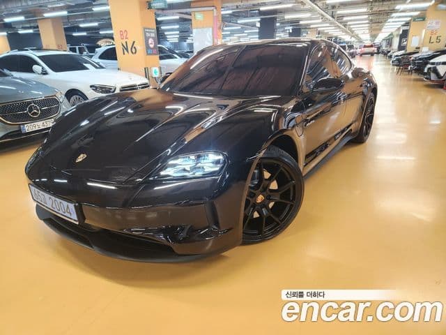 Porsche 타이칸 4S, 2026 2