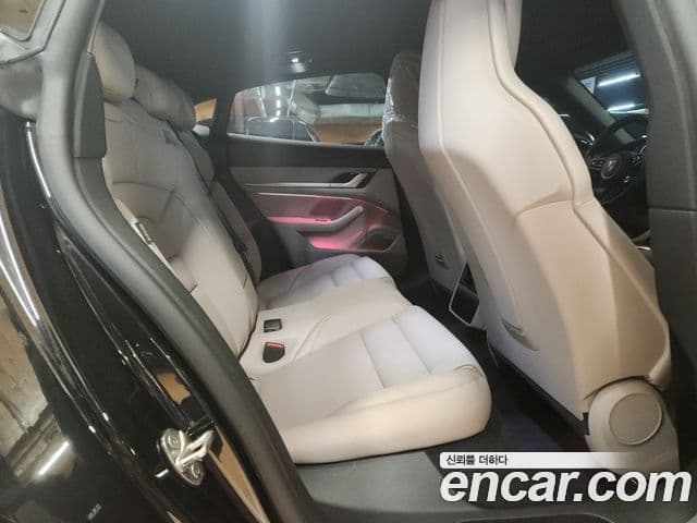 Porsche 타이칸 4S, 2026 6