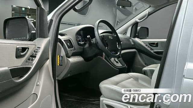 Hyundai Grand Starex Smart, 2017 11