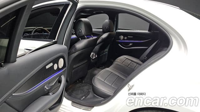 Mercedes-Benz E-класс W213 AMG Line, 2023 19