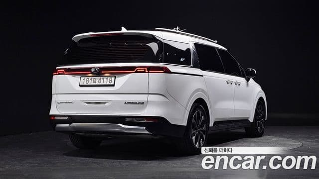 Kia Carnival 4세대 Signature, 2021 2