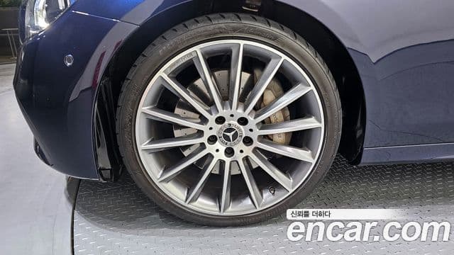 Mercedes-Benz E-класс W213 E350 4MATIC AMG Line Edition, 2021 все фото