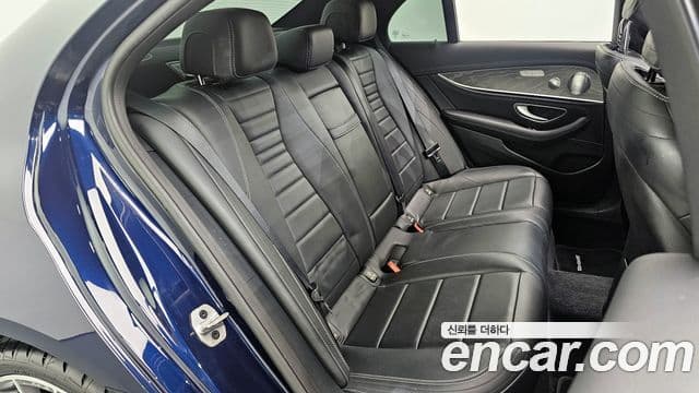 Mercedes-Benz E-класс W213 E350 4MATIC AMG Line Edition, 2021 12