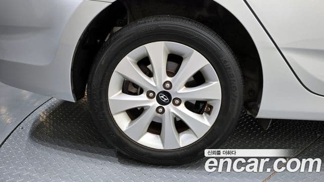 Hyundai Accent(новый кузов / новое поколение) Modern, 2015 все фото