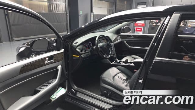 Hyundai LF Sonata 2.0 Smart, 2016 10