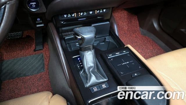 Lexus ES300h 7세대 Luxury Plus, 2021 9
