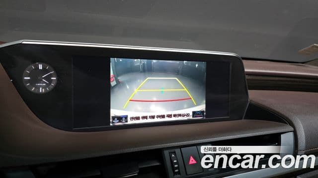 Lexus ES300h 7세대 Luxury Plus, 2021 15