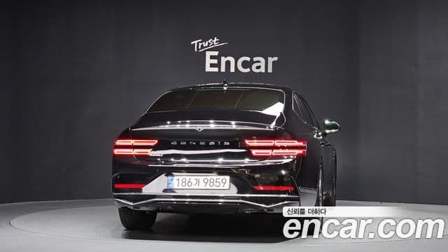 Genesis G80 (RG3) бензин 2.5 турбо 2WD, 2025 4