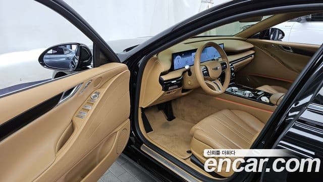 Genesis G80 (RG3) бензин 2.5 турбо 2WD, 2025 10