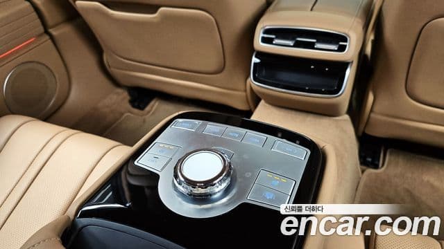 Genesis G80 (RG3) бензин 2.5 турбо 2WD, 2025 19